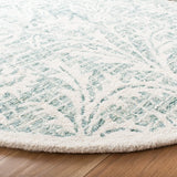 Safavieh Micro-Loop 5'-0" x 5'-0" Rug in Grey / Ivory