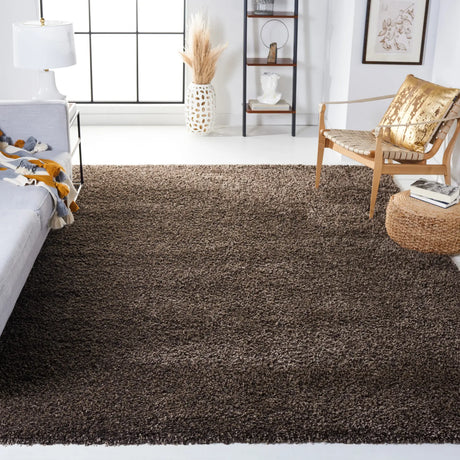 Safavieh Santa Monica Shag 9'-6" x 13'-0" Rug in Mushroom