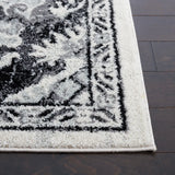 Safavieh Tulum 4'-0" x 6'-0" Rug in Ivory / Black