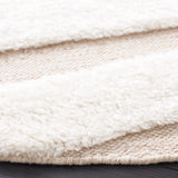 Safavieh Manhattan 6'-0" x 6'-0" Rug in Ivory / Beige