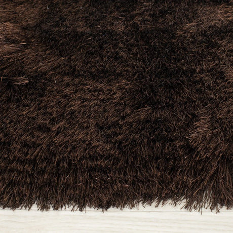 Safavieh Shag 2'-3" x 6'-0" Rug in Chocolate