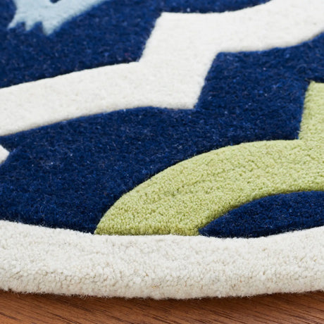 Safavieh Chatham 5'-0" x 5'-0" Rug in Dark Blue / Multi