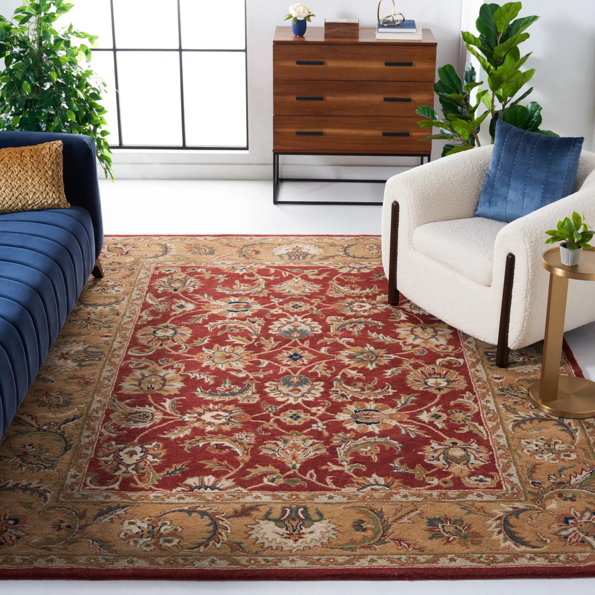 Safavieh Classic 9'-6" x 13'-6" Rug in Rust / Camel