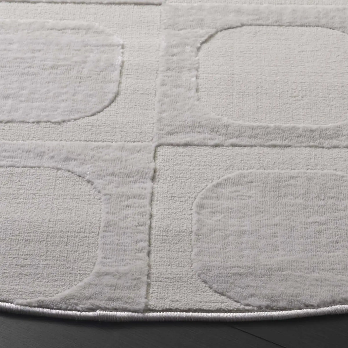 Safavieh Saylor 100 6'-3" x 6'-3" Rug in Ivory
