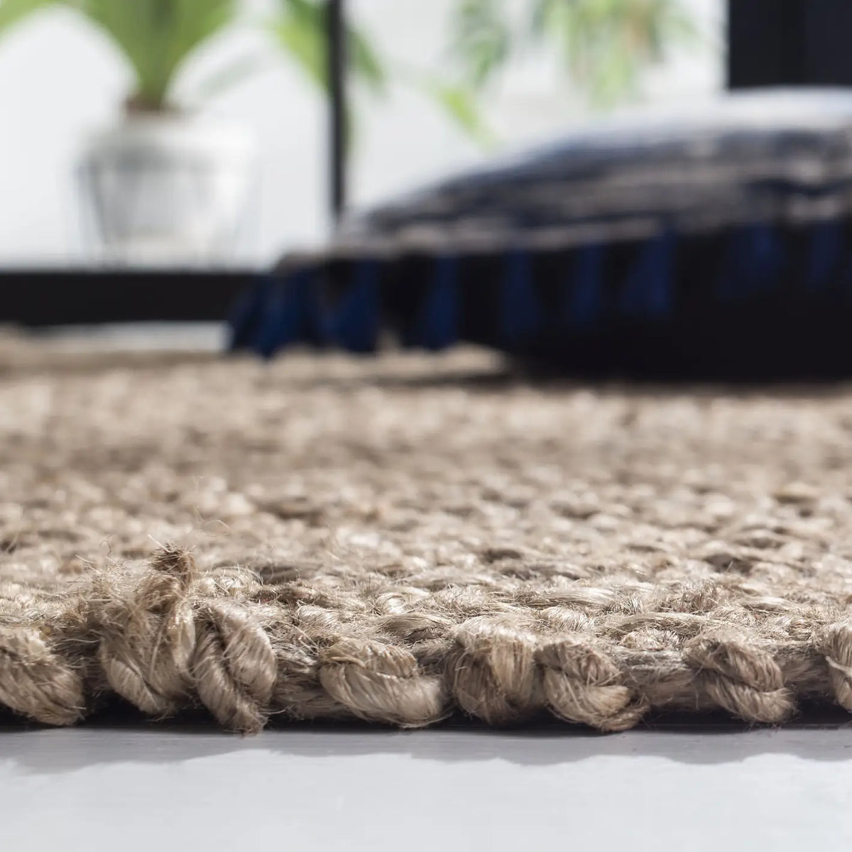 Safavieh Natural Fiber 4'-0" x 6'-0" Rug in Grey / Natural