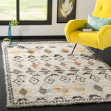 Safavieh Kenya 5'-0" x 8'-0" Rug in Natural / Multi