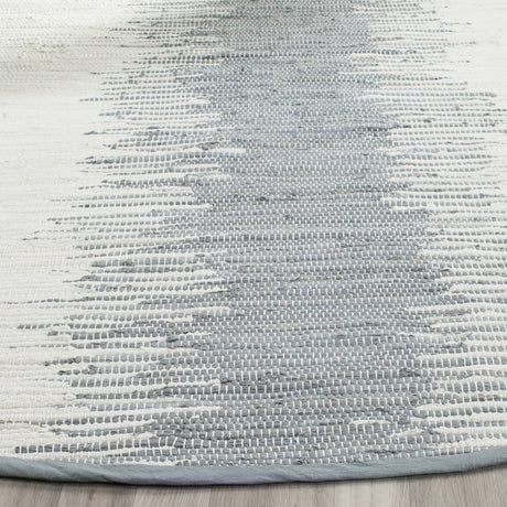 Safavieh Montauk 6'-0" x 6'-0" Rug in Grey