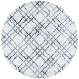 Safavieh Martha Stewart Isabella 6'-7" x 6'-7" Rug in Ivory / Grey