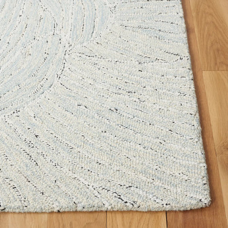 Safavieh Metro 4'-0" x 6'-0" Rug in Light Blue / Ivory