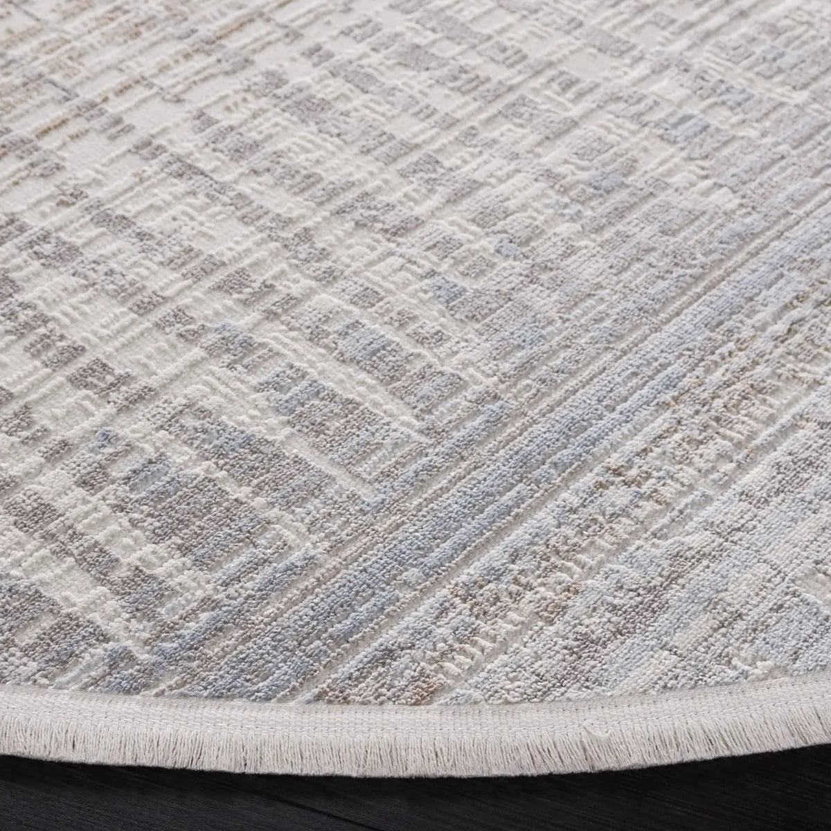 Safavieh Mila 6'-7" x 6'-7" Rug in Beige / Blue