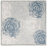 Safavieh Micro-Loop 5'-0" x 5'-0" Rug in Grey / Ivory