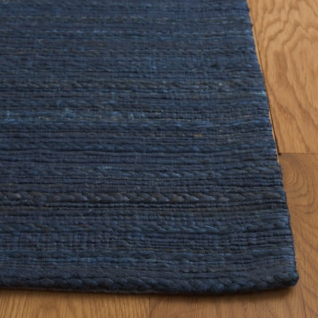 Safavieh Cape Cod 4'-0" x 6'-0" Rug in Navy