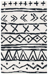 Safavieh Metro 5'-0" x 8'-0" Rug in Black / Ivory