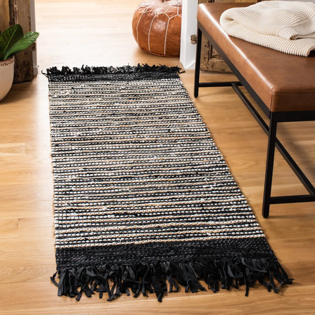 Safavieh Vintage Leather 2'-3" x 6'-0" Rug in Black / Multi