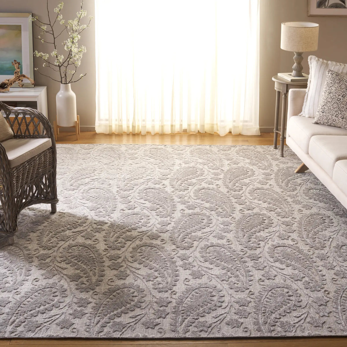 Safavieh Mirage 8'-0" x 10'-0" Rug in Grey