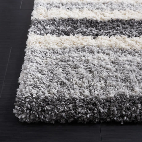 Safavieh Fontana Shag  800 4'-0" x 6'-0" Rug in Ivory / Grey