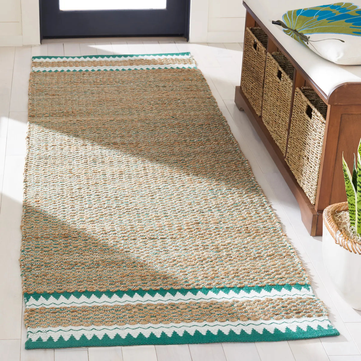Safavieh Natural Fiber 2'-6" x 8'-0" Rug in Natural / Green
