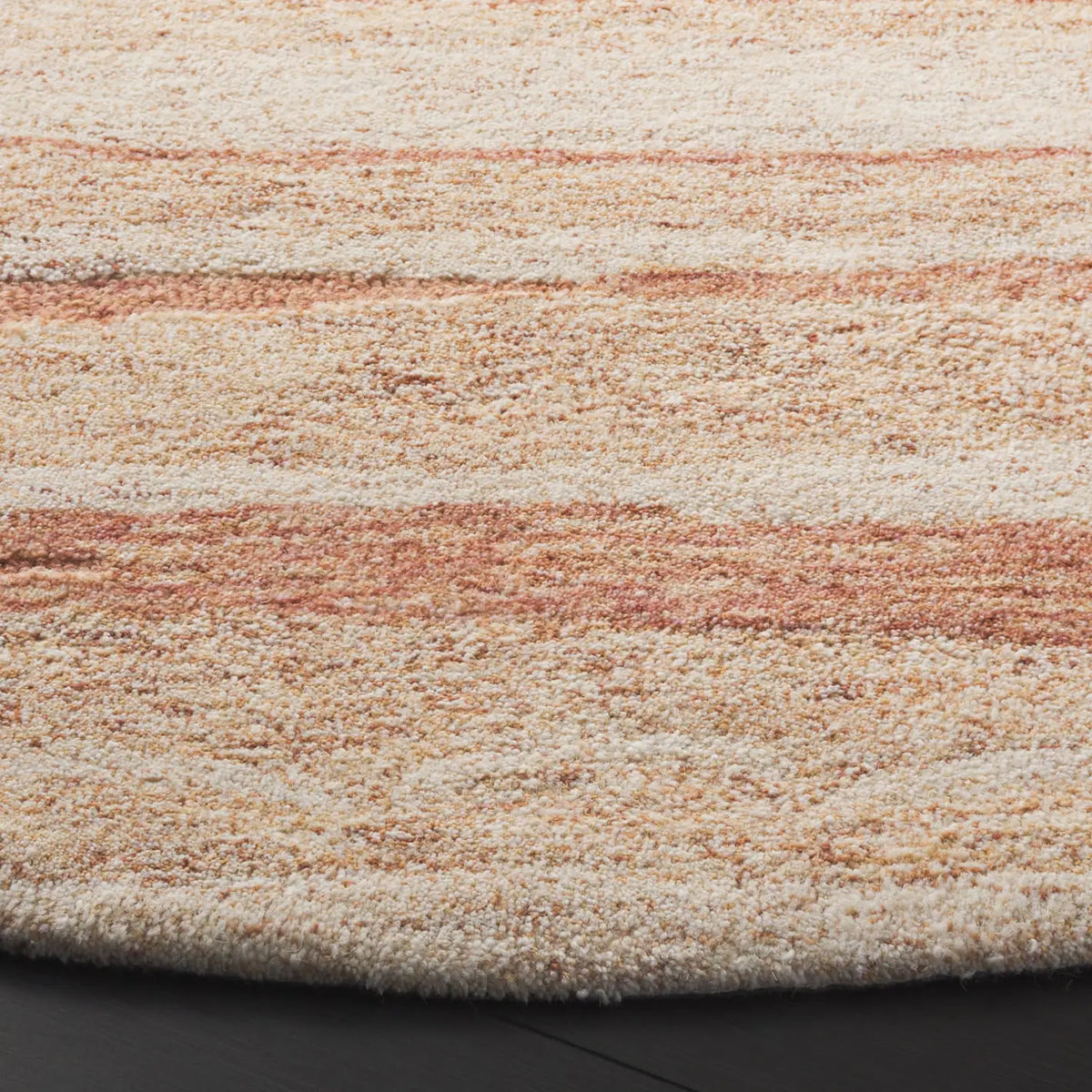 Safavieh Ebony 6'-0" x 6'-0" Rug in Rust / Ivory