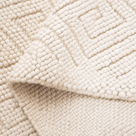 Safavieh Natura 4'-0" x 6'-0" Rug in Ivory