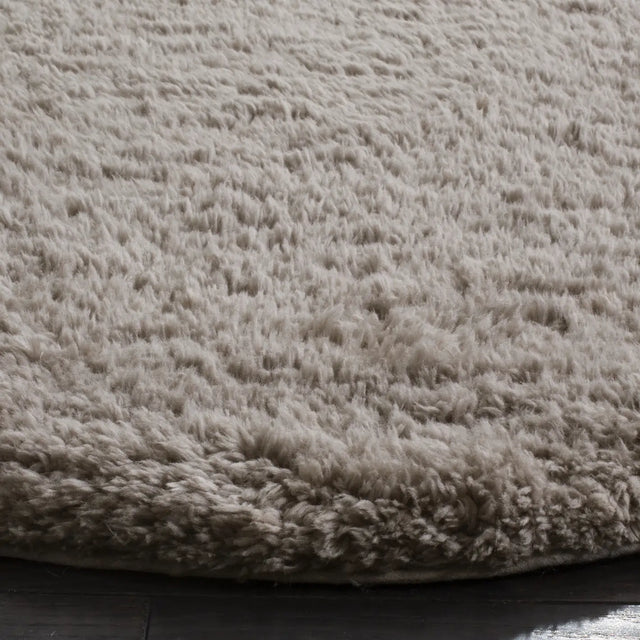 Safavieh Sheep Shag 5'-0" x 8'-0" Rug in Silver