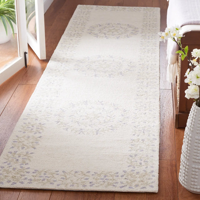 Safavieh Empire 2'-3" x 9'-0" Rug in Ivory / Beige