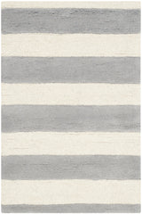 Safavieh Cambridge 2'-0" x 3'-0" Rug in Grey / Ivory