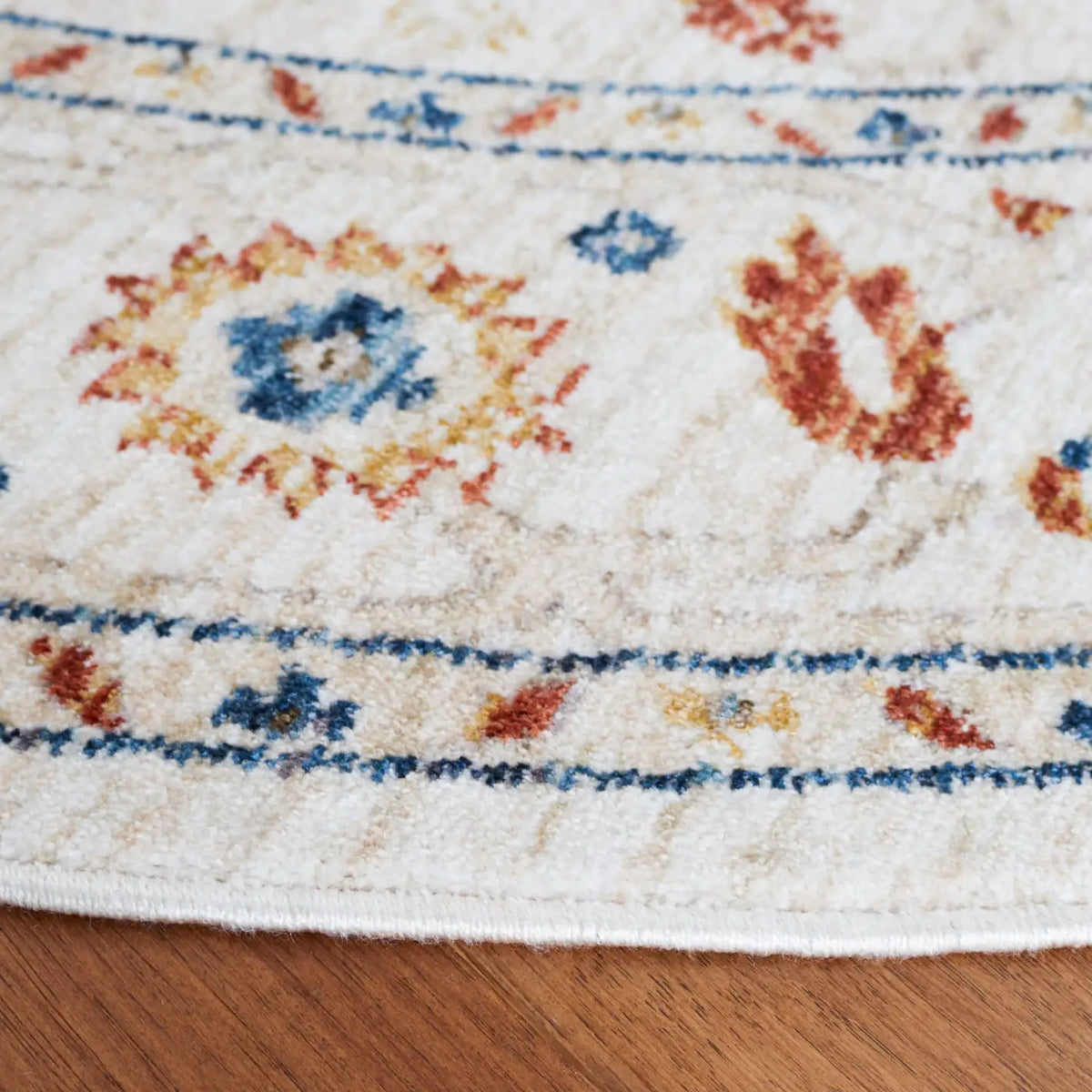 Safavieh Olympia 6'-0" x 6'-0" Rug in Ivory / Beige