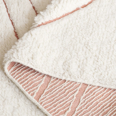 Safavieh Vermont 4'-0" x 6'-0" Rug in Ivory