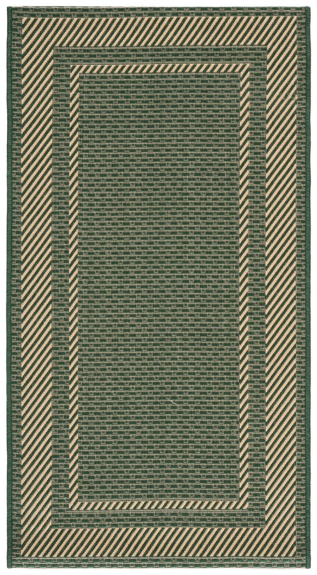 Safavieh Courtyard 2'-7" x 5'-0" Rug in Green / Beige