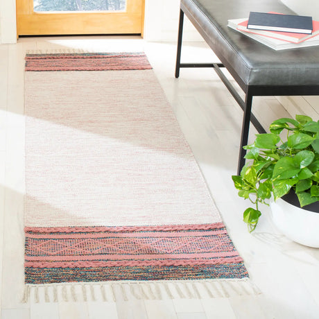 Safavieh Montauk 2'-3" x 7'-0" Rug in Pink / Beige