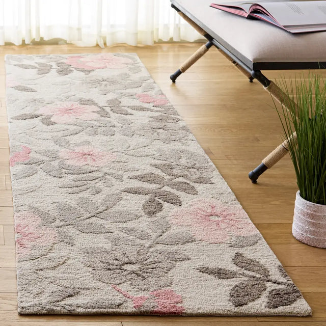 Safavieh Jardin 2'-3" x 8'-0" Rug in Grey / Pink