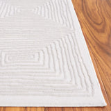 Safavieh Prestige 4'-0" x 6'-0" Rug in Ivory / Beige