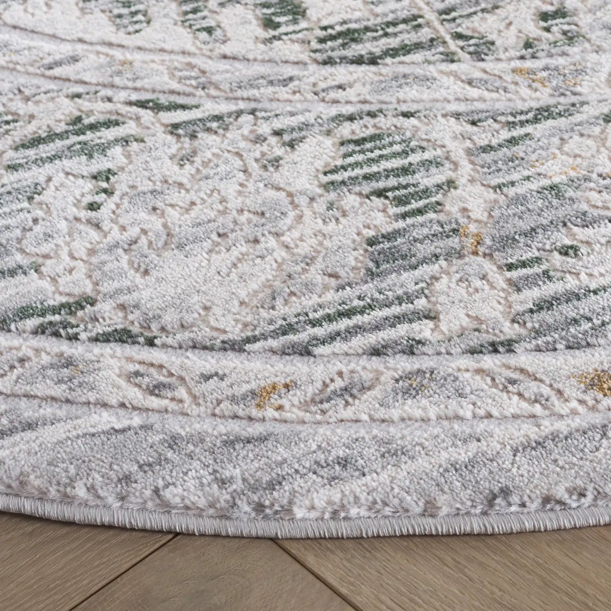 Safavieh Prestige 6'-7" x 6'-7" Rug in Ivory / Grey