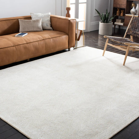 Safavieh Soho 10'-0" x 14'-0" Rug in Ivory / Beige