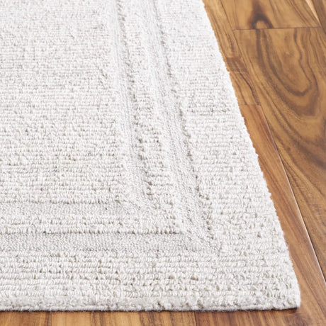 Safavieh Renewal 4'-0" x 6'-0" Rug in Light Beige