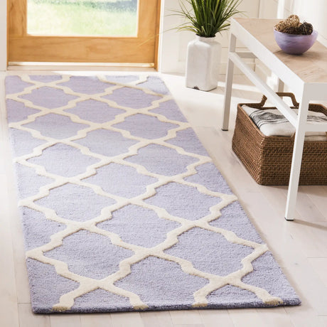 Safavieh Cambridge 2'-6" x 12'-0" Rug in Lavander / Ivory