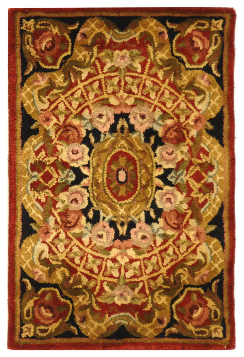 Safavieh Classic 2'-0" x 3'-0" Rug in Burgundy / Black