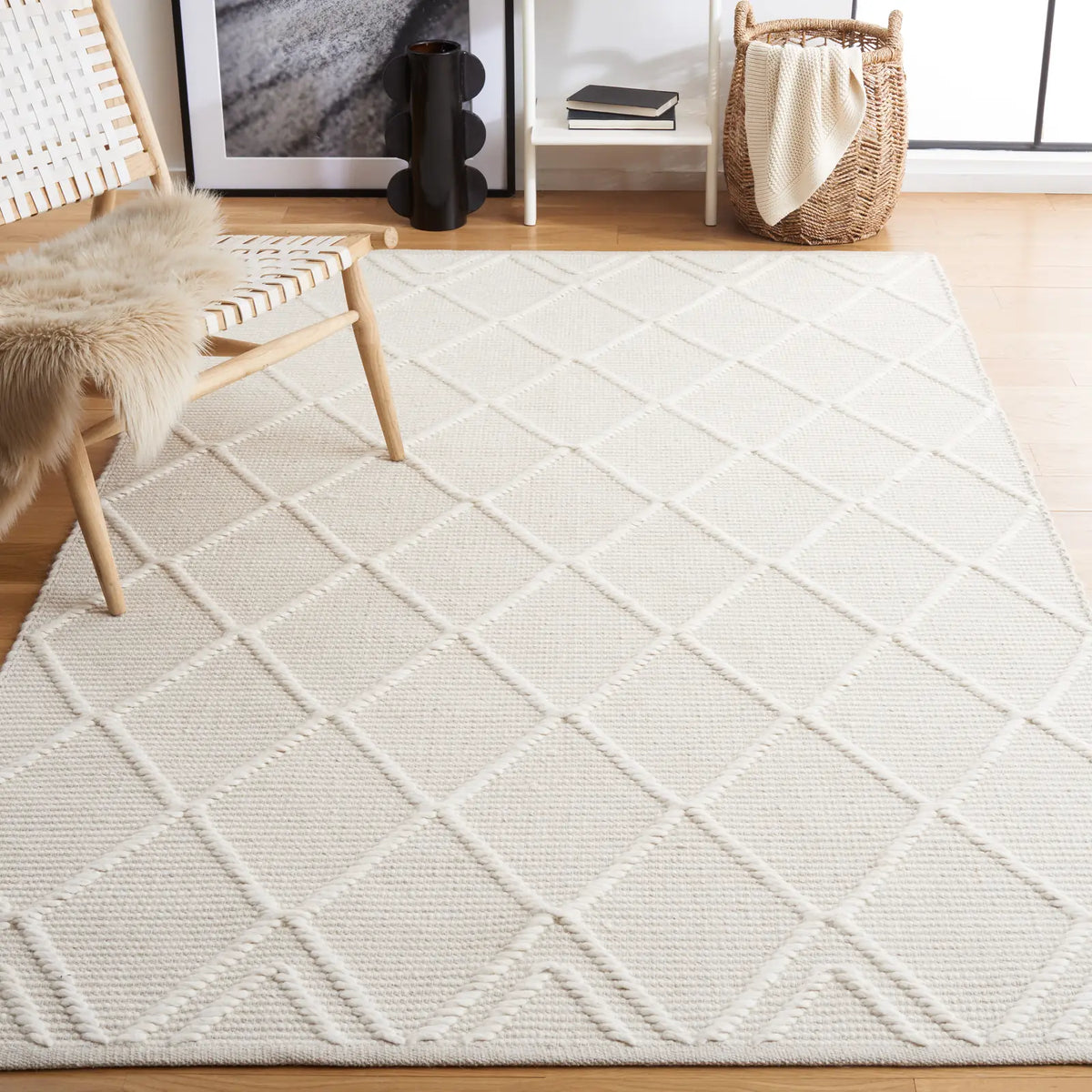 Safavieh Natura 4'-0" x 6'-0" Rug in Ivory