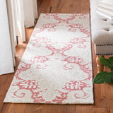 Safavieh Micro-Loop 2'-3" x 7'-0" Rug in Pink / Beige