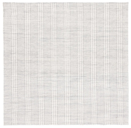 Safavieh Marbella 6'-0" x 6'-0" Rug in Light Grey / Beige