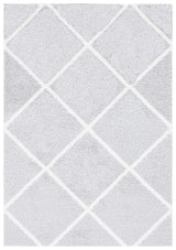 Safavieh Tahoe Shag 4'-0" x 6'-0" Rug in Light Grey / White
