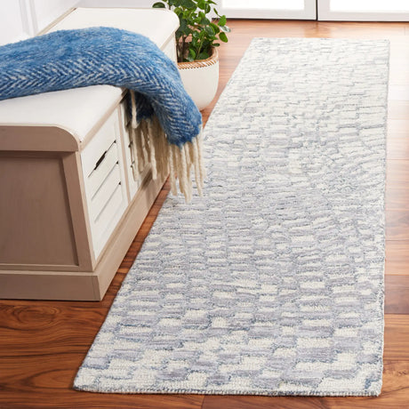 Safavieh Metro 2'-3" x 9'-0" Rug in Grey / Ivory