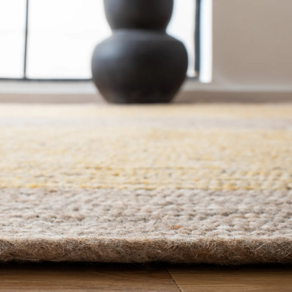 Safavieh Braided 5'-0" x 7'-0" Rug in Gold / Beige