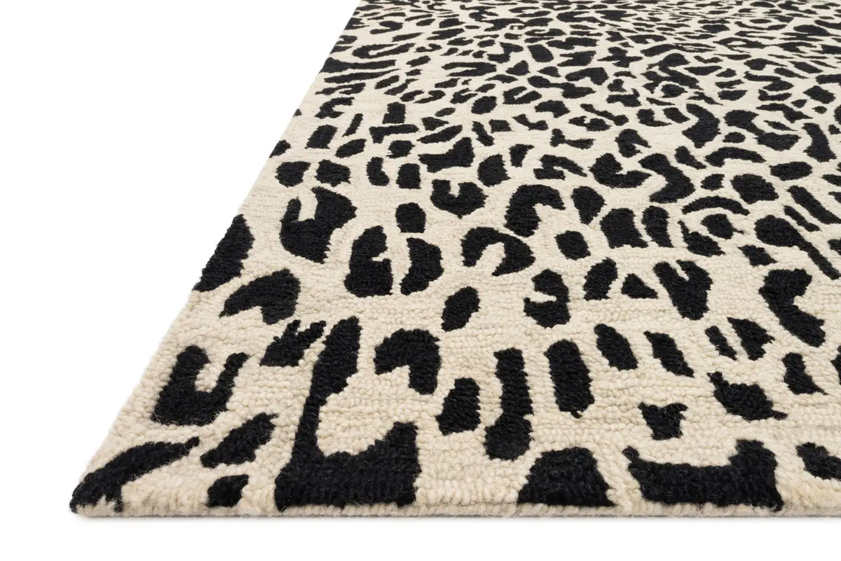 Loloi Masai Mas-02 Black / Ivory Rugs - rug corner