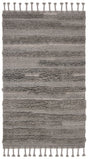 Safavieh Casablanca 4'-0" x 6'-0" Rug in Silver