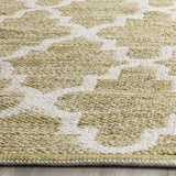 Safavieh Montauk 8'-0" x 10'-0" Rug in Green / Ivory