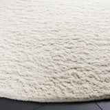 Safavieh Casablanca 6'-0" x 6'-0" Rug in Ivory