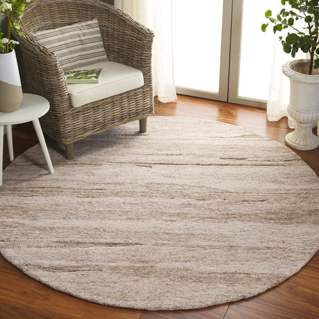 Safavieh Ebony 6'-0" x 6'-0" Rug in Brown / Ivory