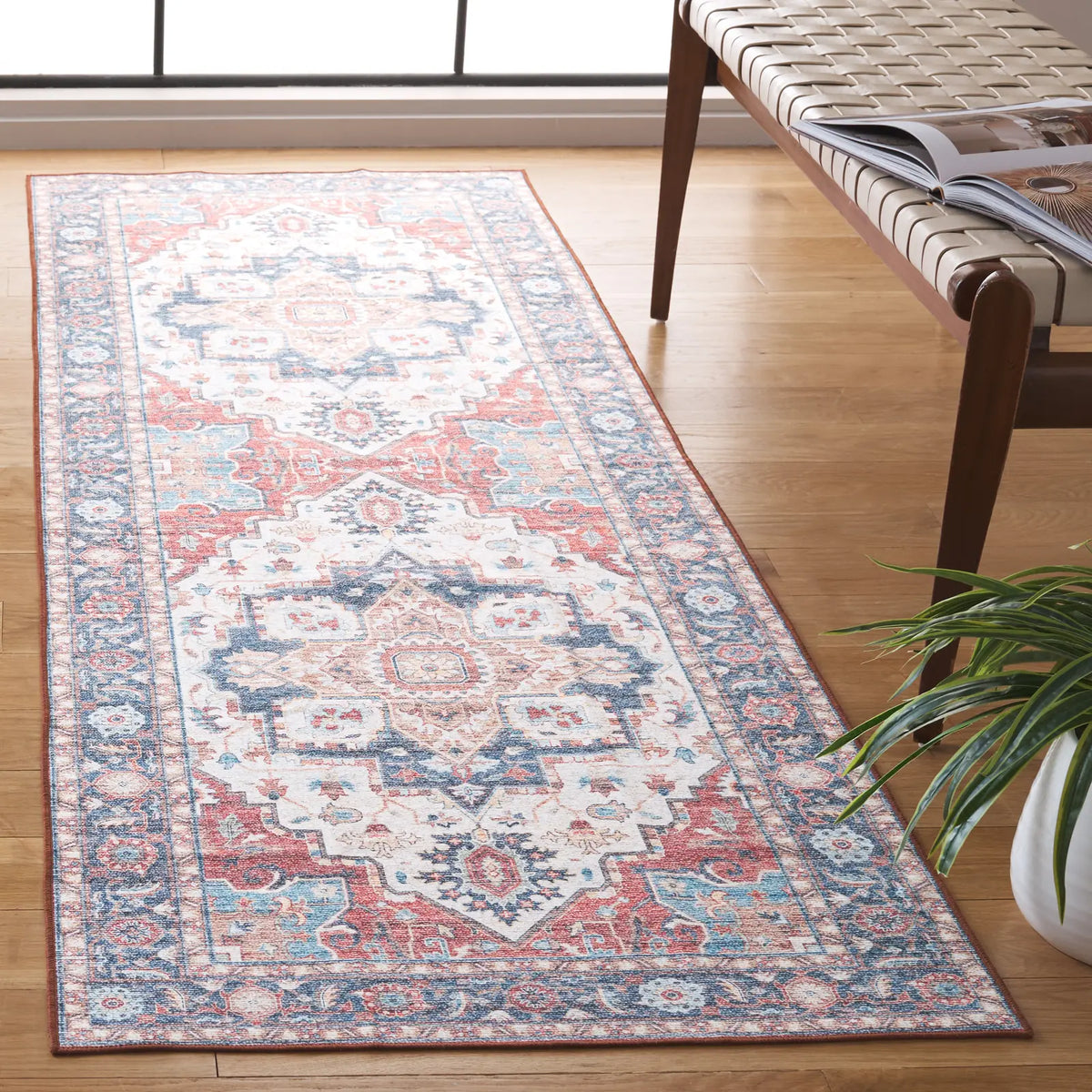 Safavieh Arizona 2'-6" x 8'-0" Rug in Rust / Blue