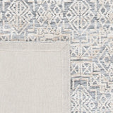 Safavieh Roslyn 4'-0" x 6'-0" Rug in Grey / Beige